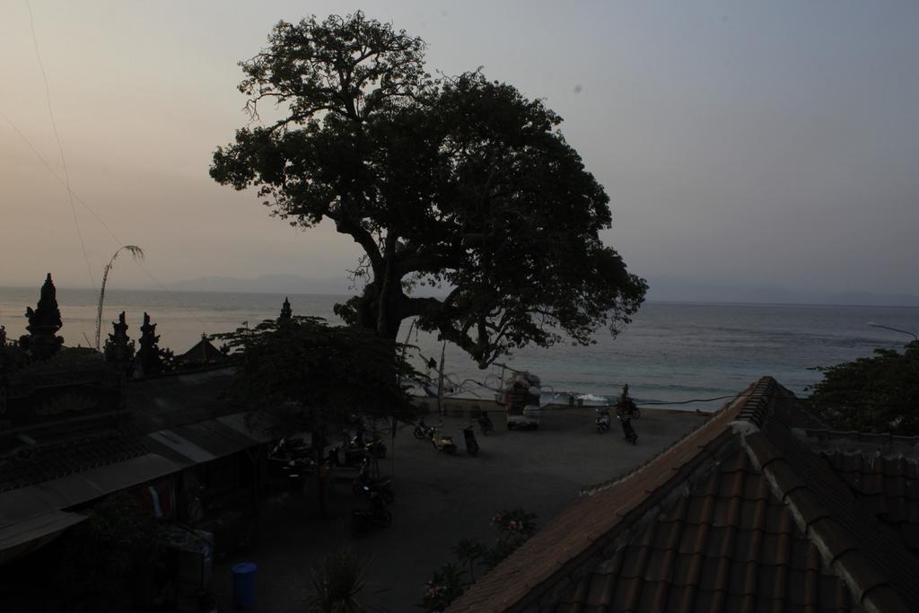 Maemae Beach House Hotel Nusa Penida Kamer foto